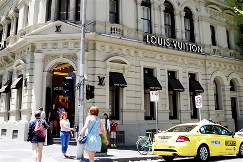 louis vuitton brisbane opening hours|louis vuitton melbourne collins street.